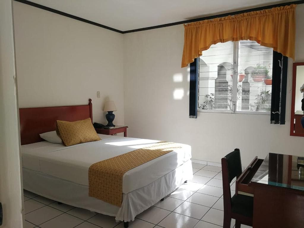 Hotel Villa Serena San Benito