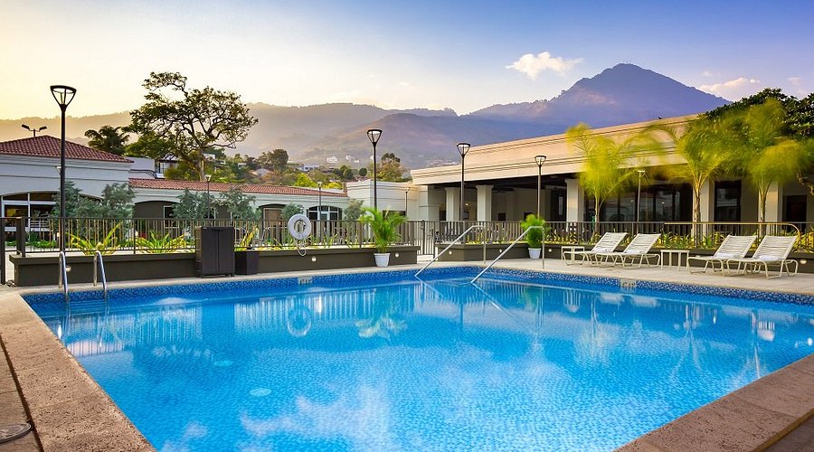 Plaza Hotel and Suites