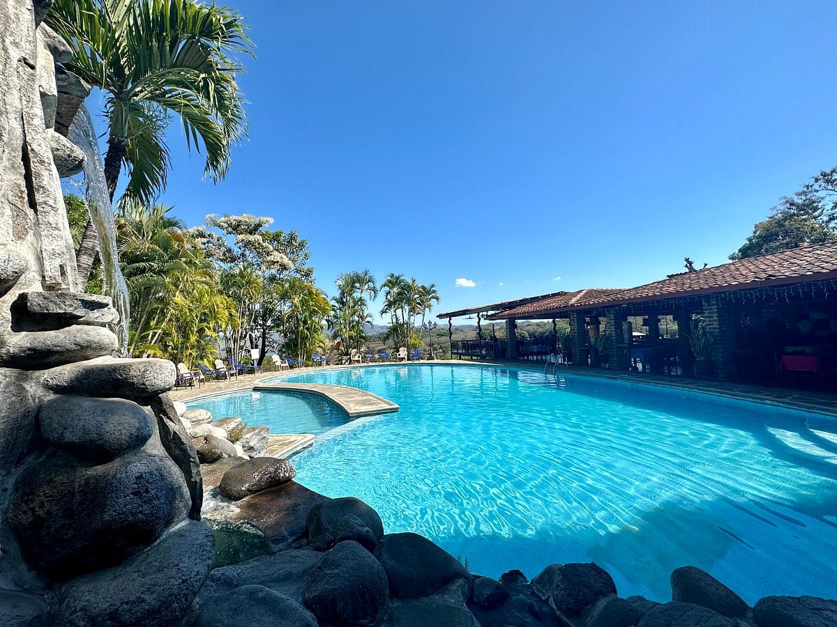 Hostal y Restaurante El Tejado