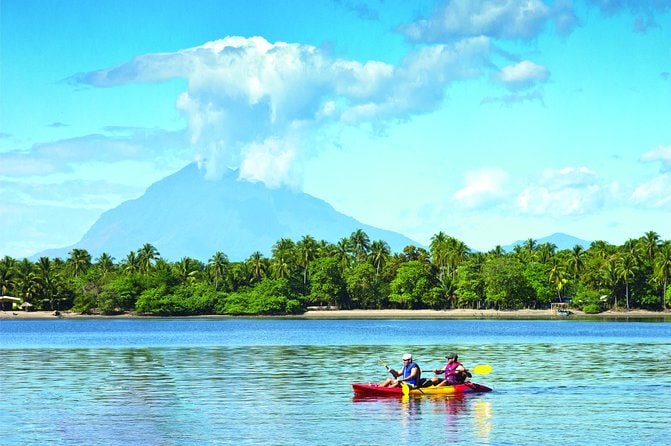 Navegando en Jiquilisco