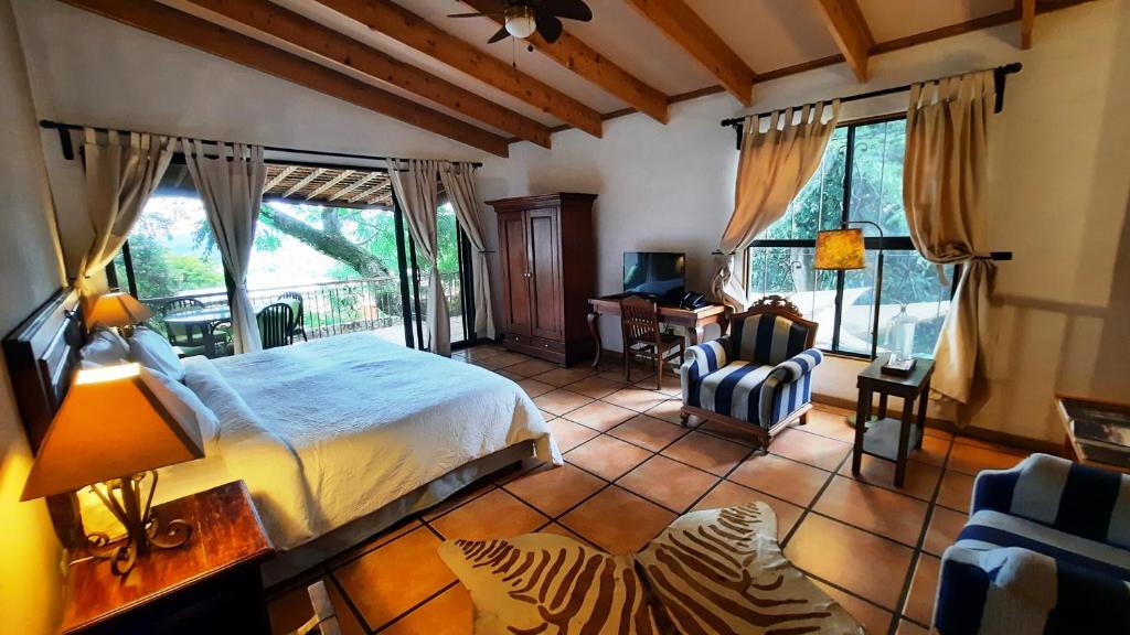 Hotel Los Almendros de San Lorenzo - imagen 2