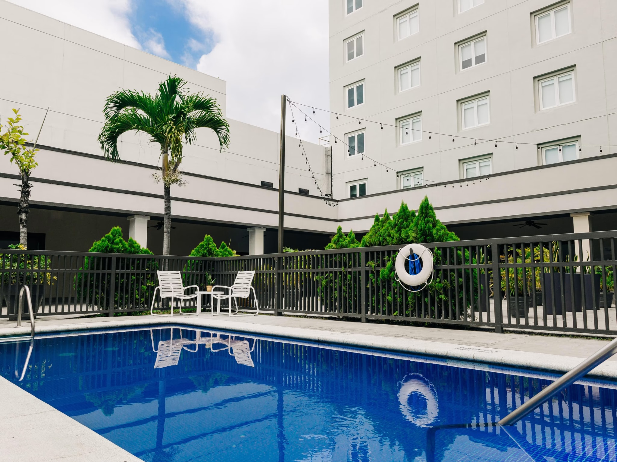 Hotel Holiday Inn San Salvador - imagen 2